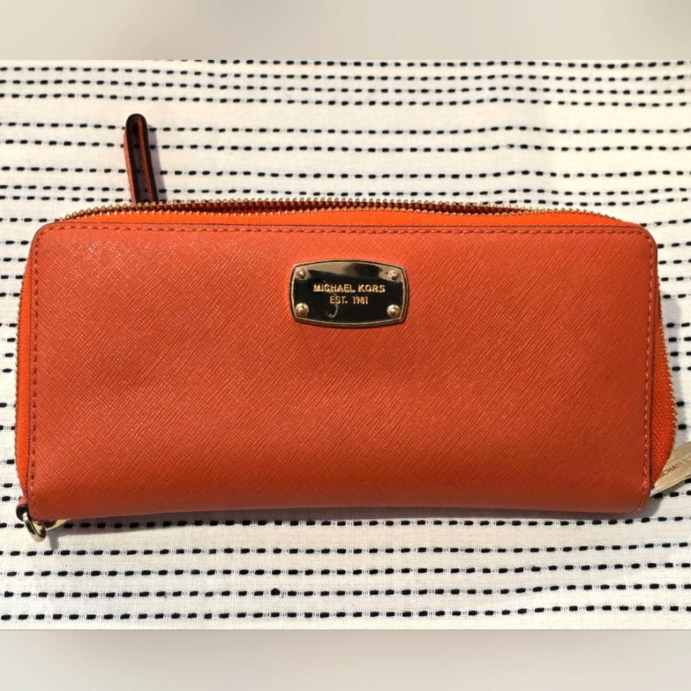 Michael Michael Kors Jet Set Travel Continental Leather Wallet/Wristlet - Picture 2 of 5
